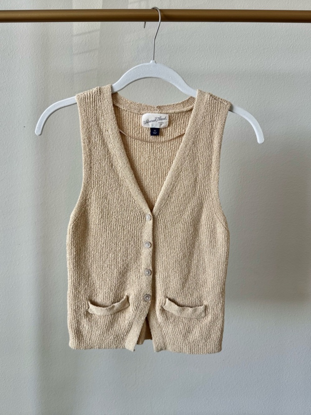 UNIVERSAL THREAD Button-Front Sweater
Vest
